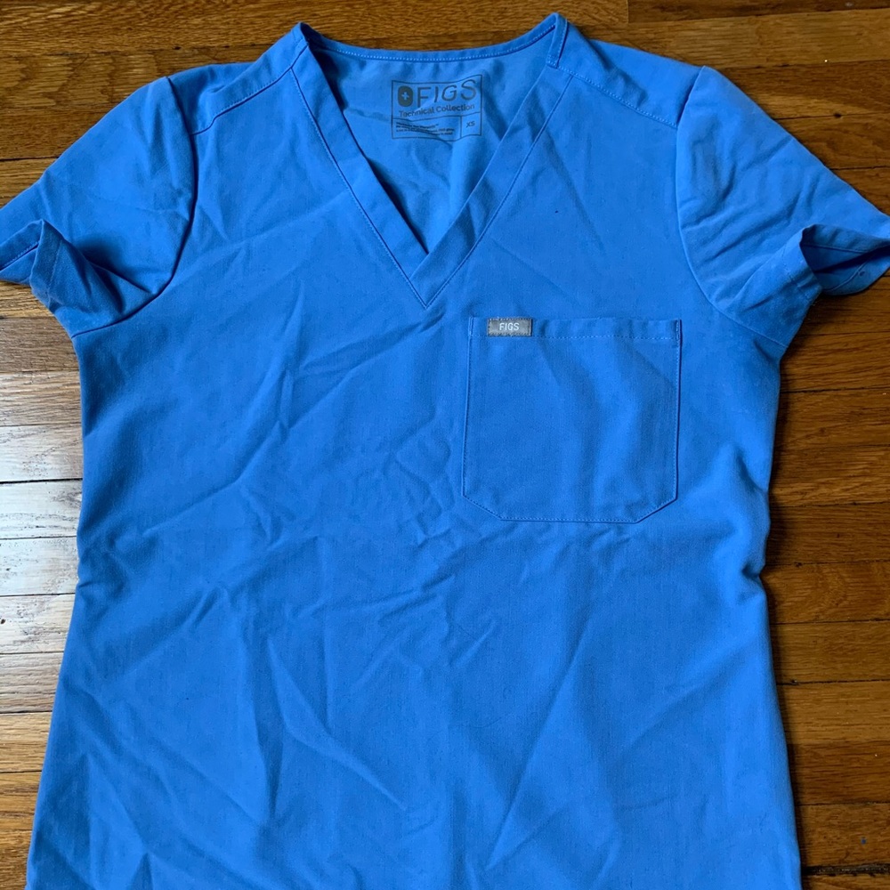 figs catarina scrub top